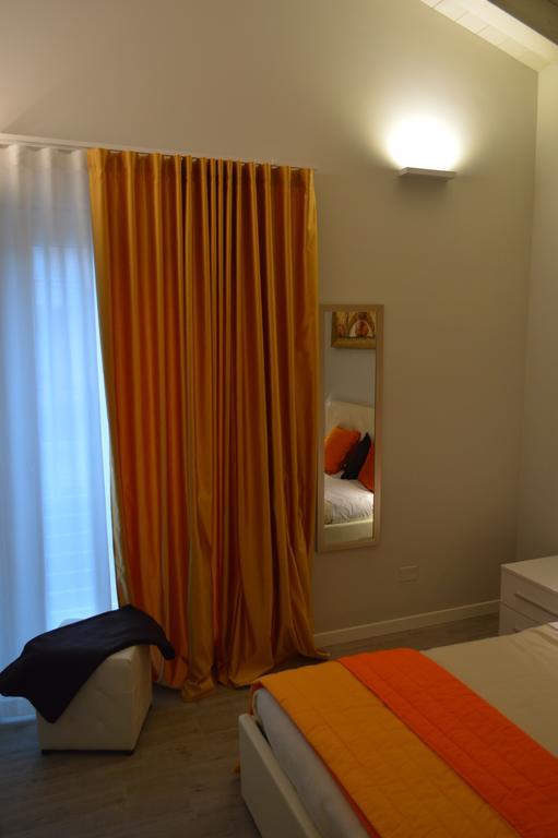 B&B Gardacharme Desenzano del Garda Exterior photo